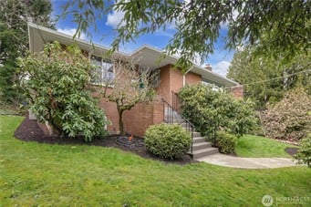 5905 Seward Park Avenue S