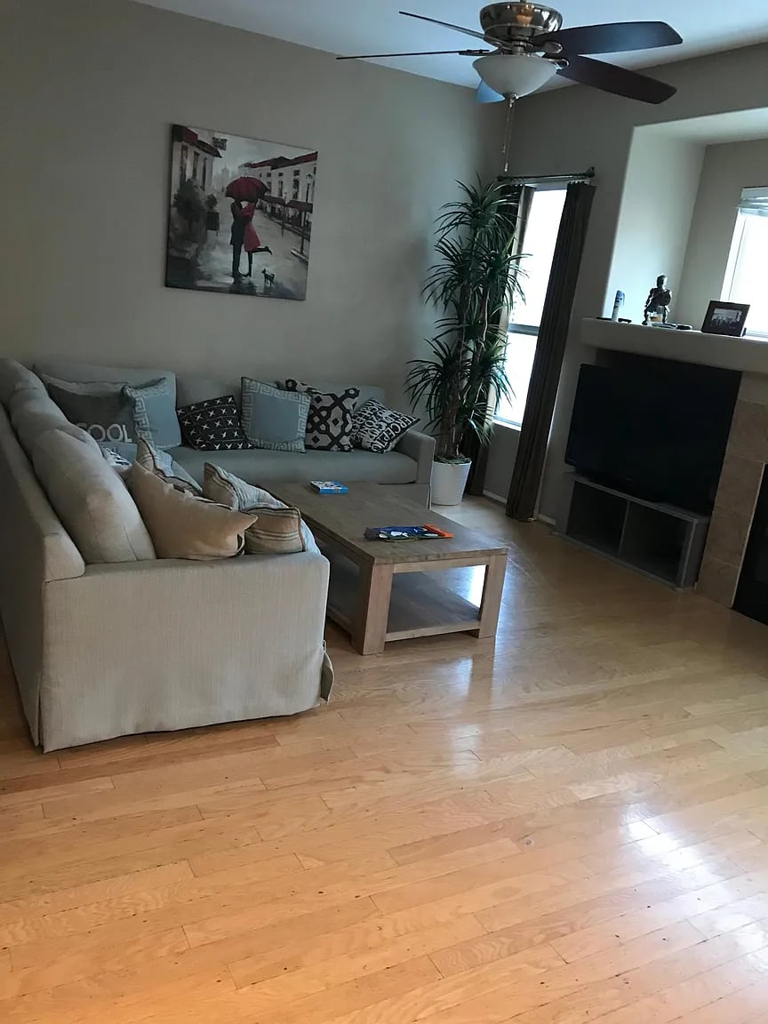 2755 Sunlight Creek St