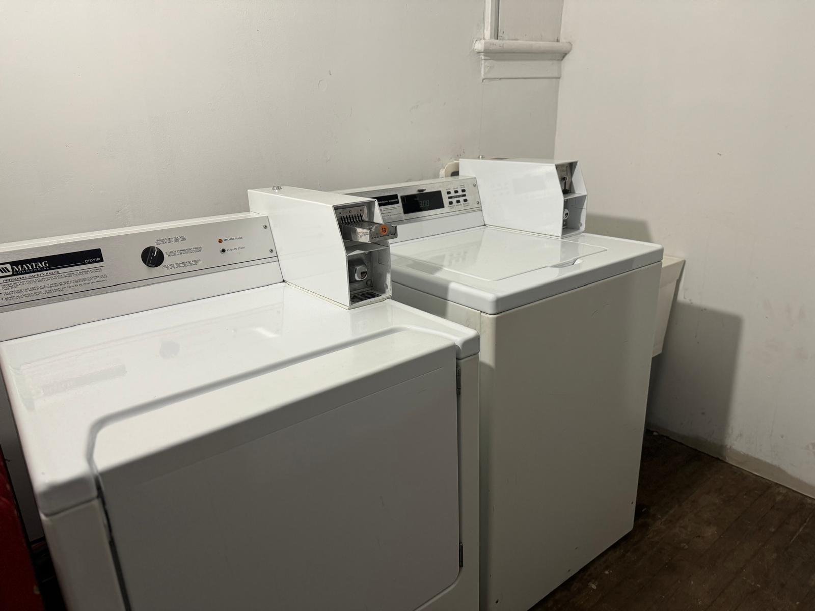 316 Queen St E Unit: 314