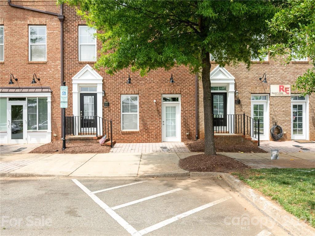 2421 Bonterra Blvd #405