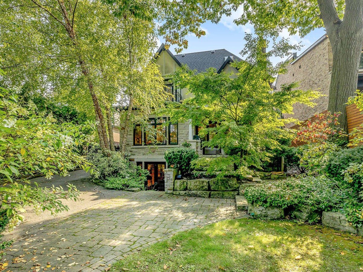 SOLD: Exquisite Custom Built
