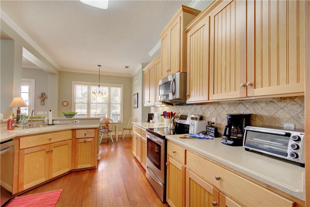 3 Stewart Ln