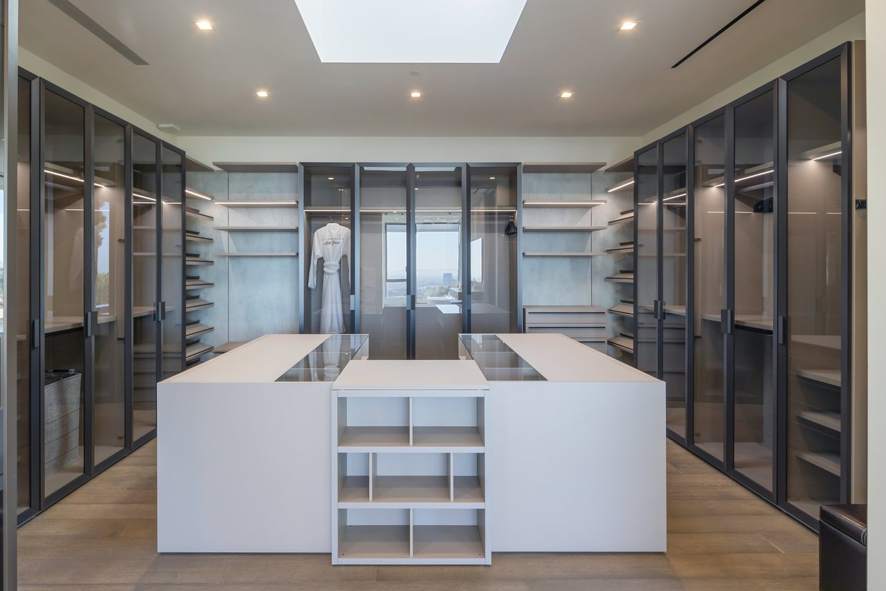1320 Beverly Grove Place