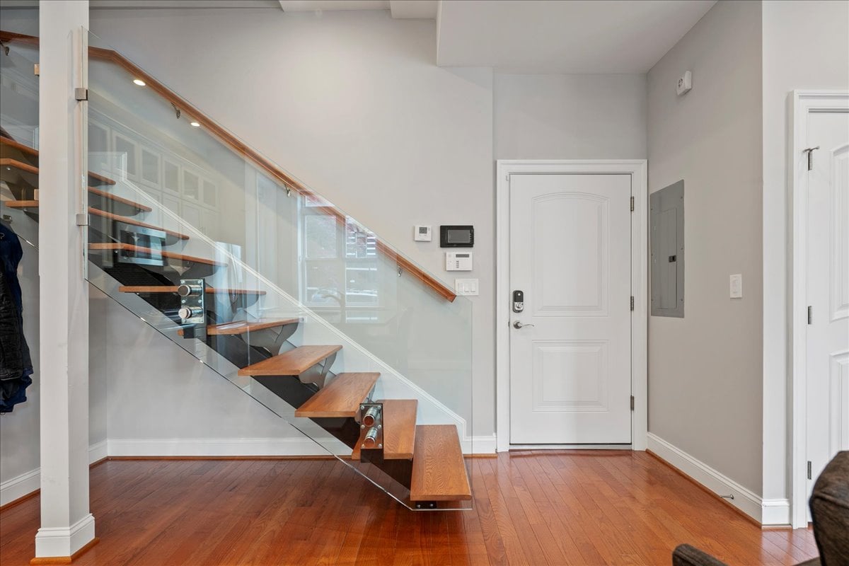 2019 19th St NW #2