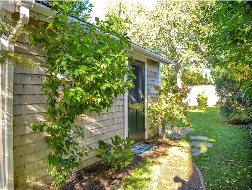 29 Pine St