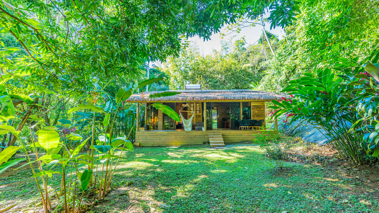 Ocean View Luxury Estate with An Incredible Location in Dominical