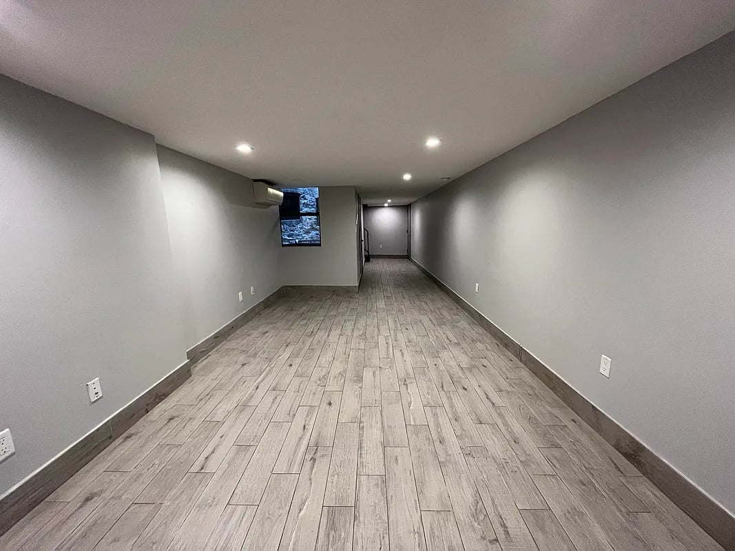 1713 Gates Avenue #1R