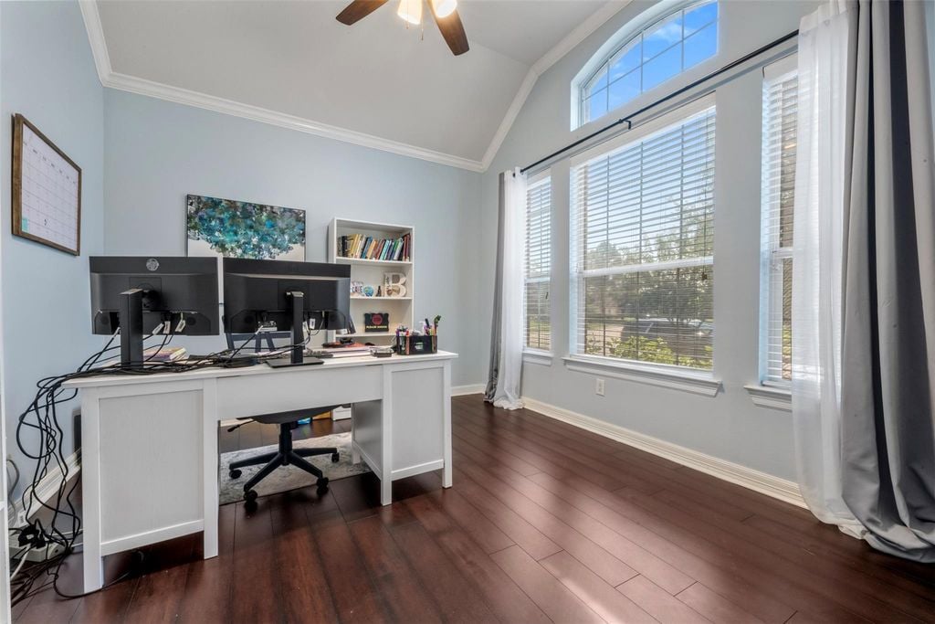 3011 Douglas Creek Ln