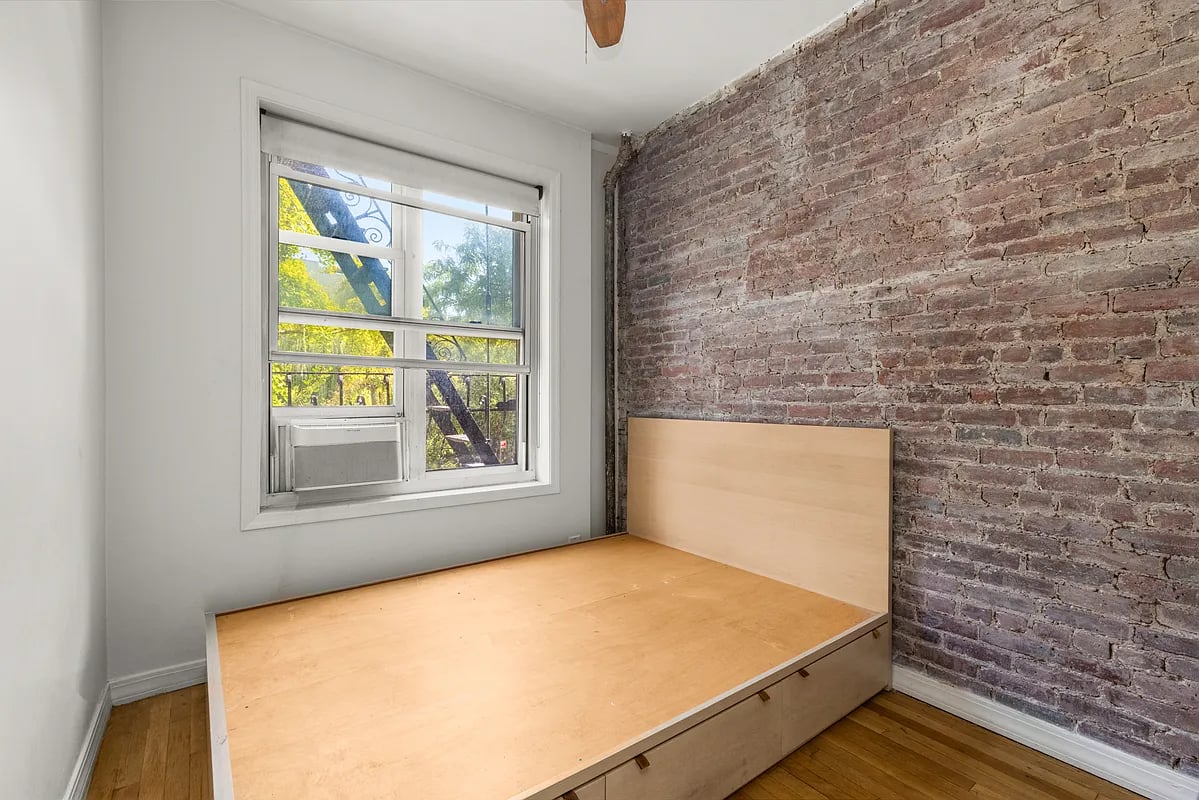 149 Avenue C #2F