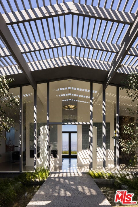 Crownfall Reserve, Edwin Dr, 90046