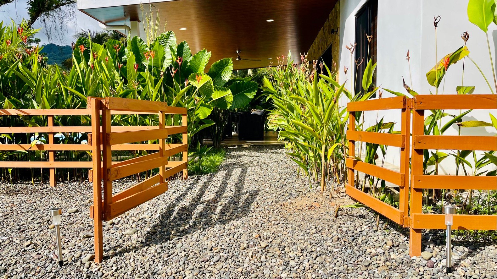 Brand New Modern Home in a Private Tropical Setting - Tres Rios