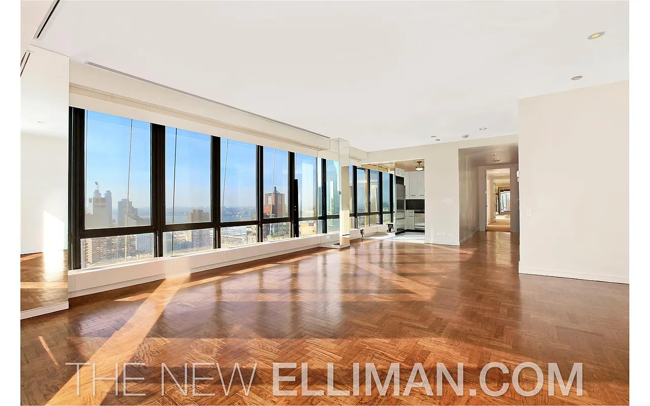 161 W 61st St PHB