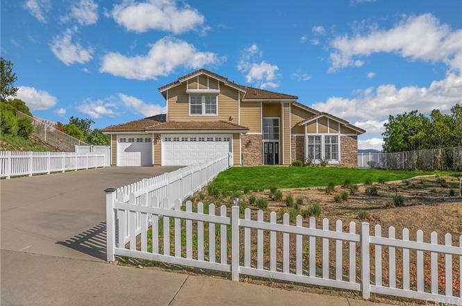 22630 Hidden Hills Rd