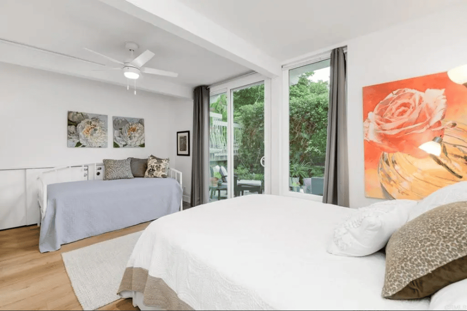 2323 Caringa Way #16