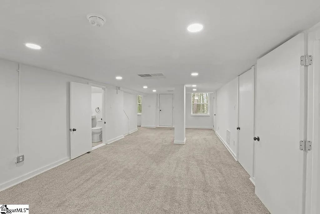 203 Rogers Ave
