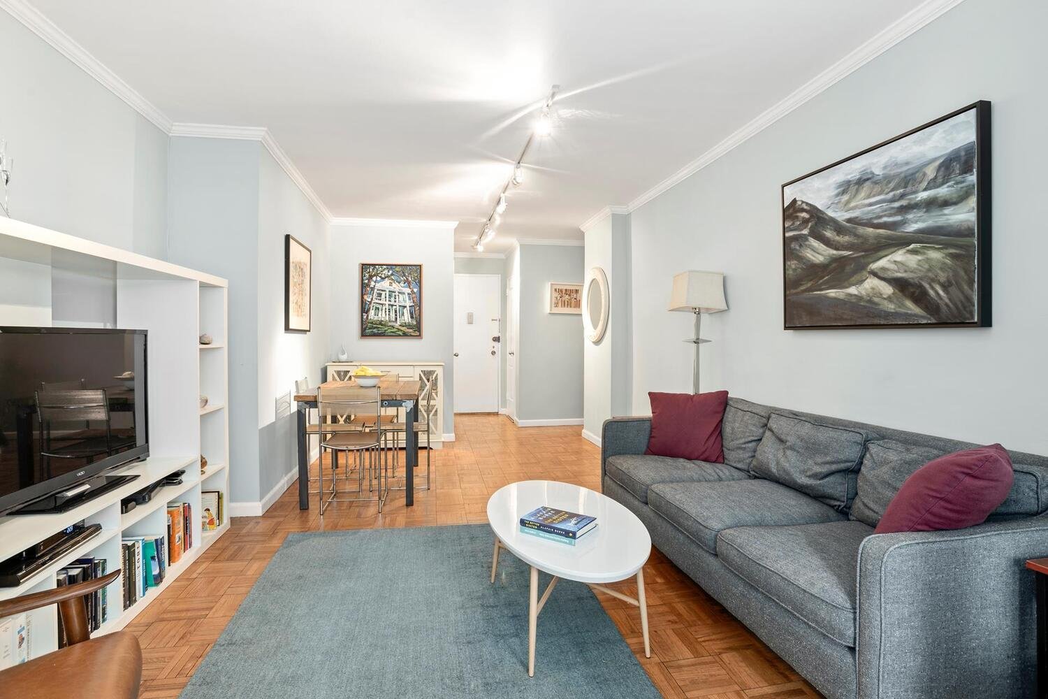 399 E 72nd St, #8D