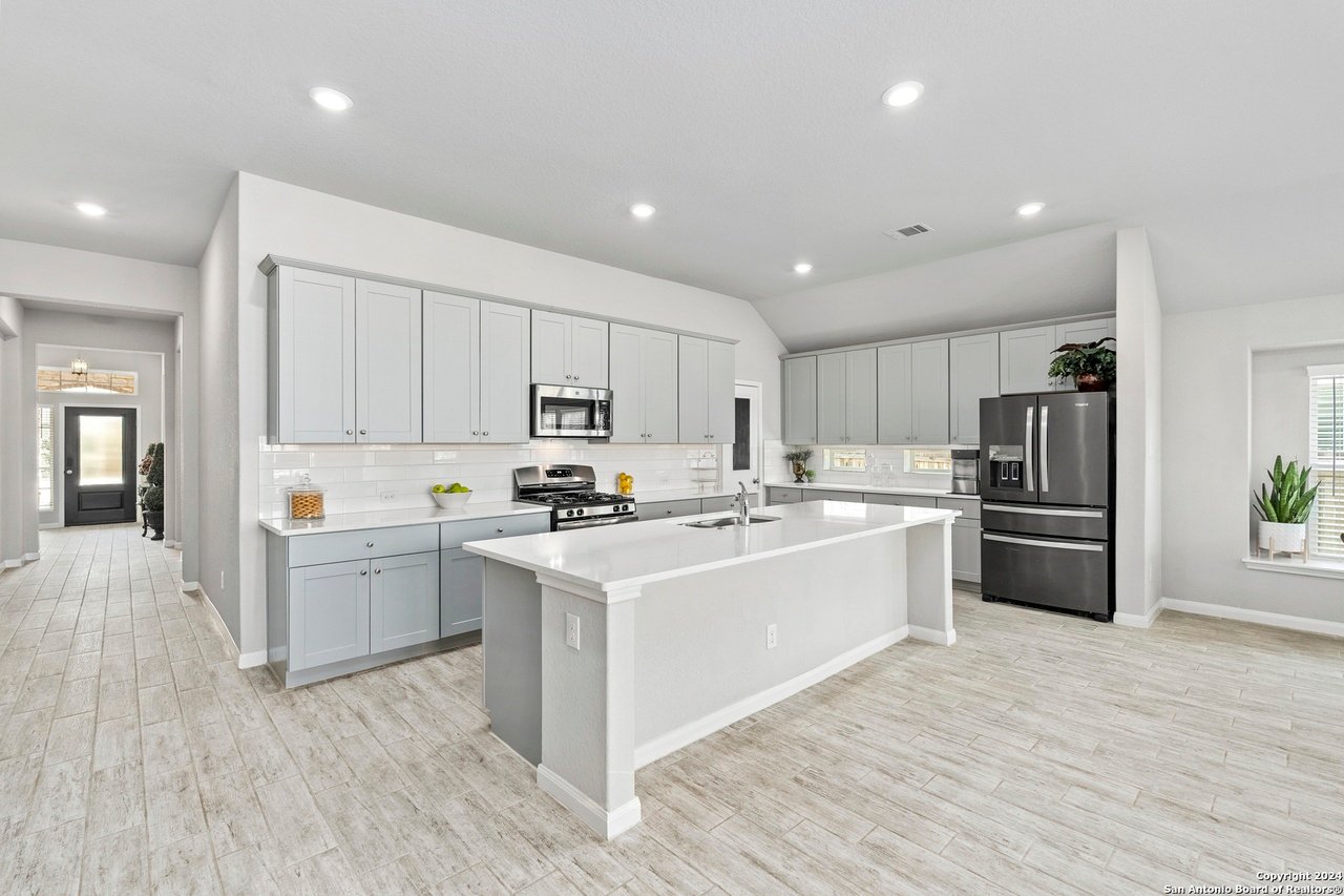 5437 Black Walnut