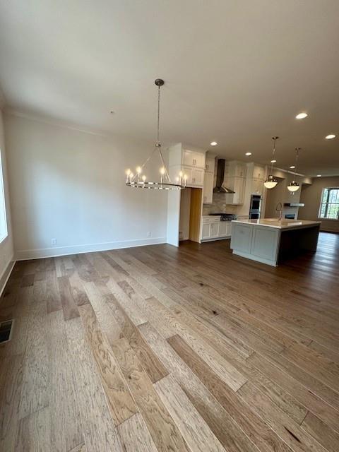 435 Chiswick Cir, #21