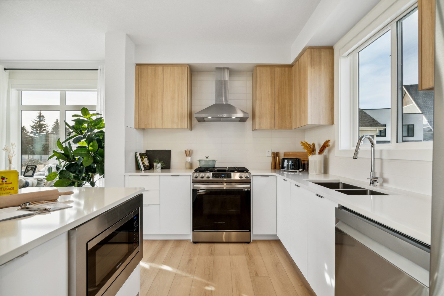 171 Dieppe Drive SW