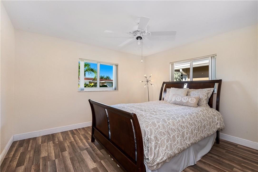 1120 NW 48th Pl