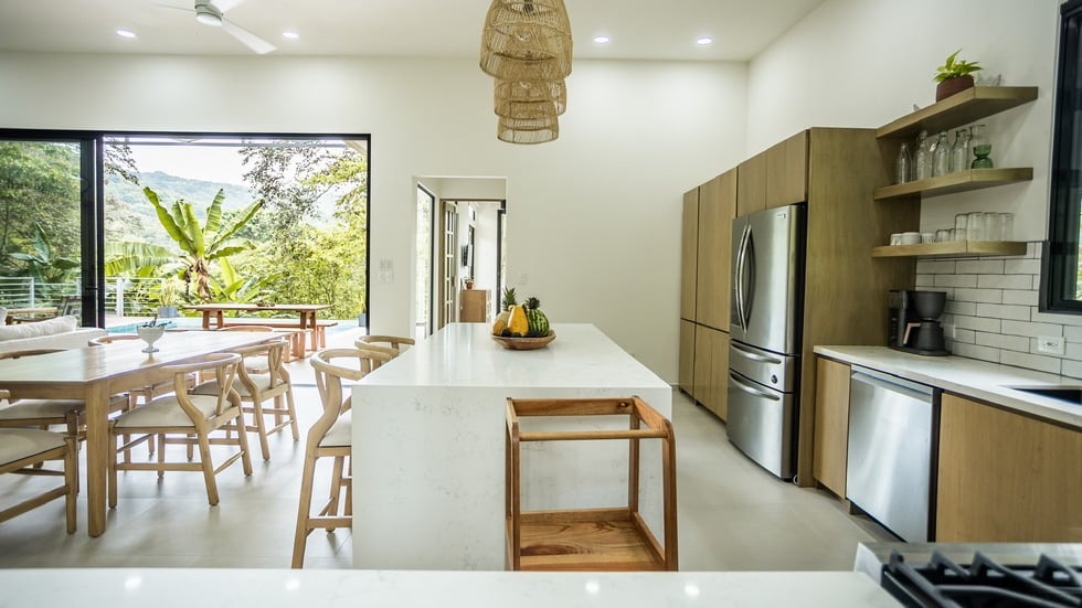 Luxury Riverfront Residence in Playa Dominical Walk to the Beach