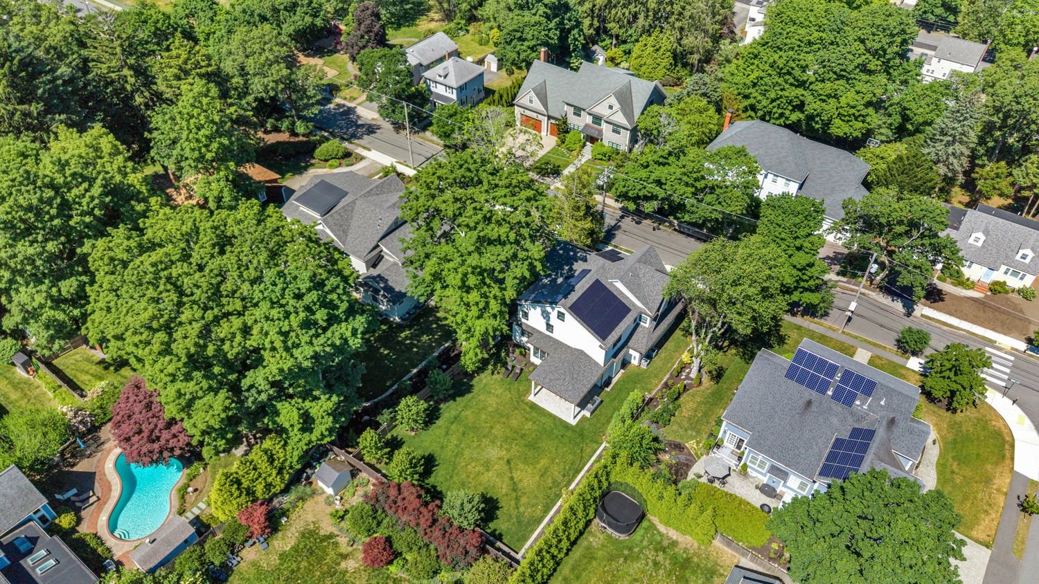 98 Beethoven Ave