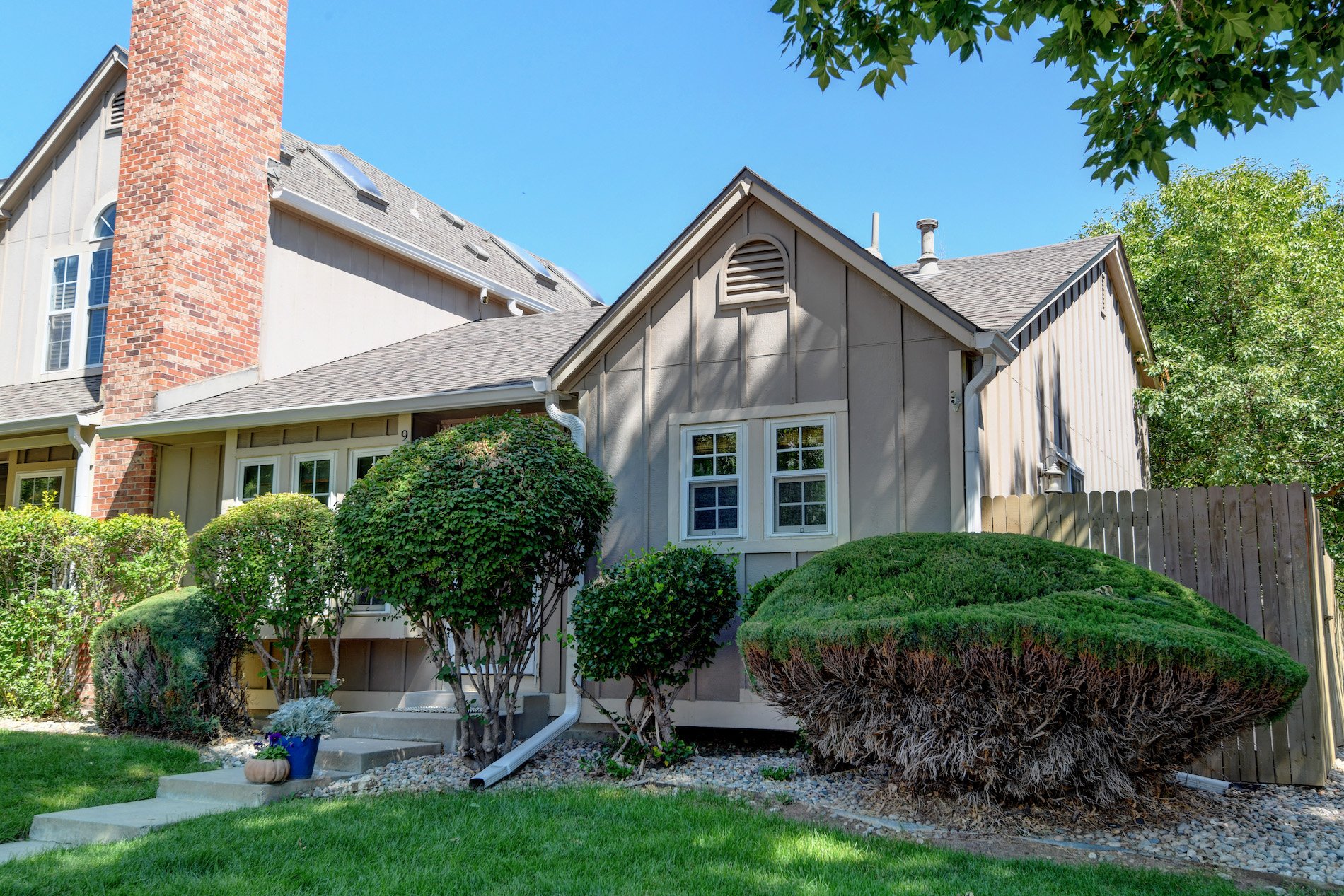 9654 W Chatfield Avenue Unit #F