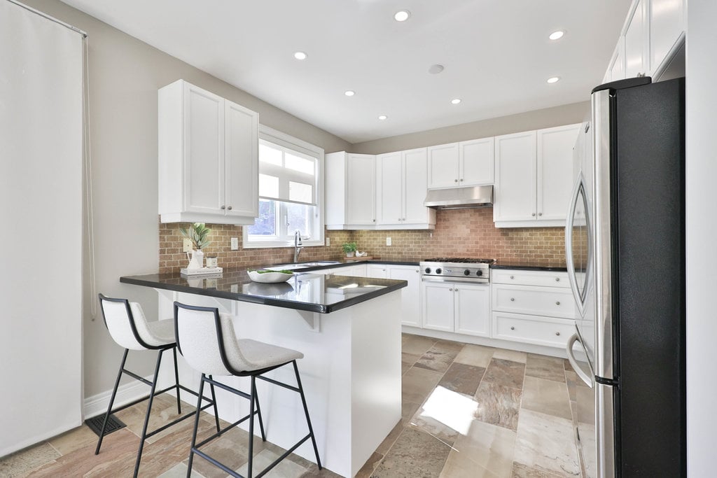 2151 Bingley Cres