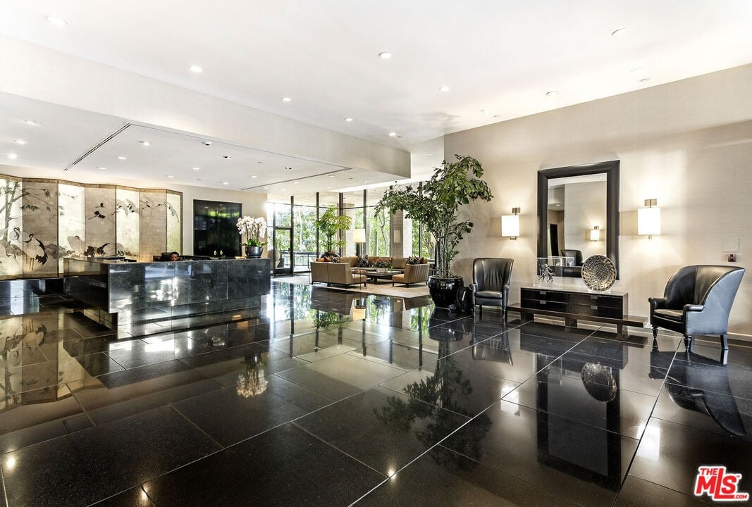 10430 Wilshire Blvd. Unit 1703