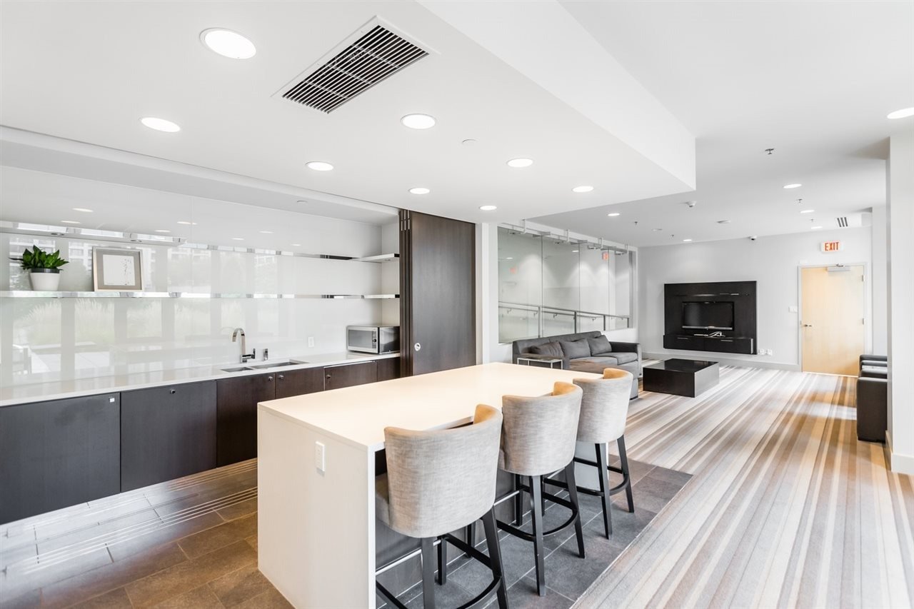 1028 Barclay St, #1406