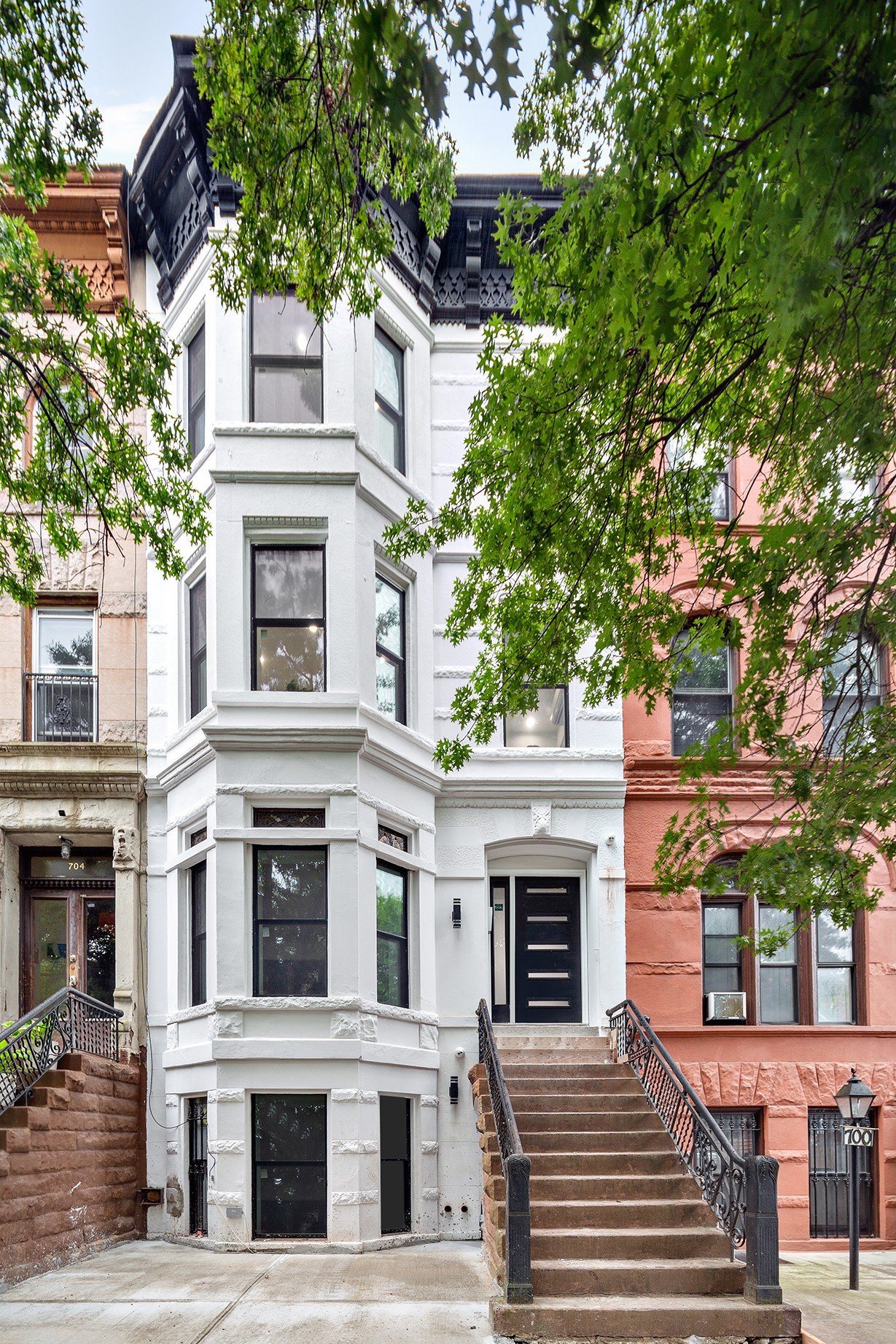 702 Greene Avenue Unit: 1