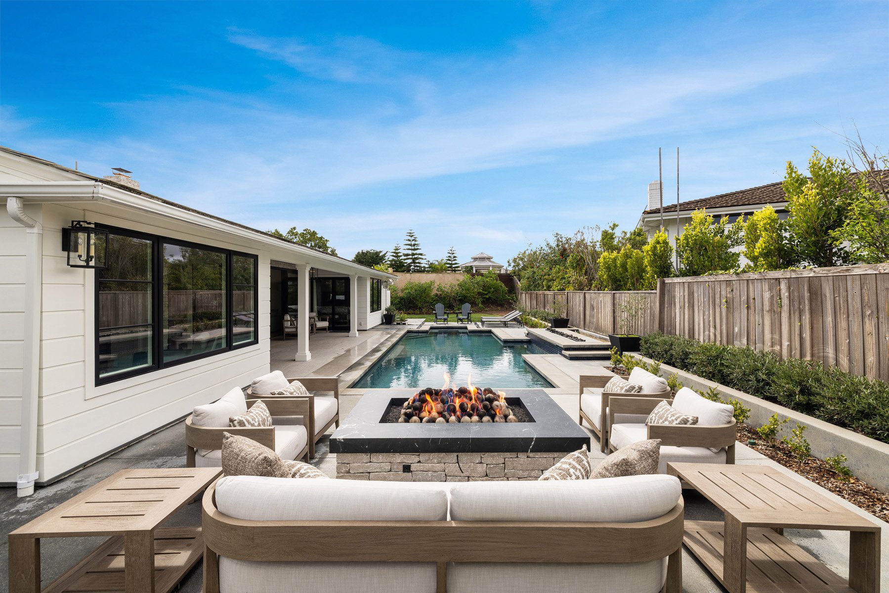 1 San Martin Way