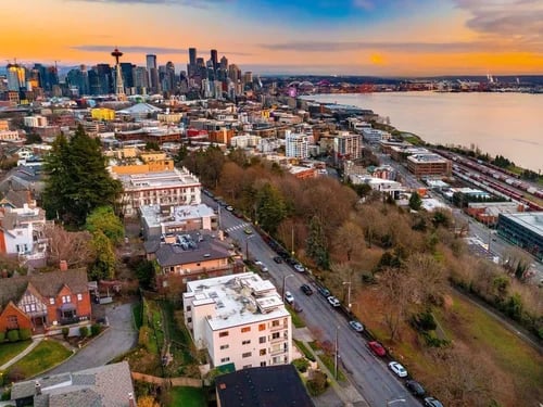 666 W Olympic Place Unit 401