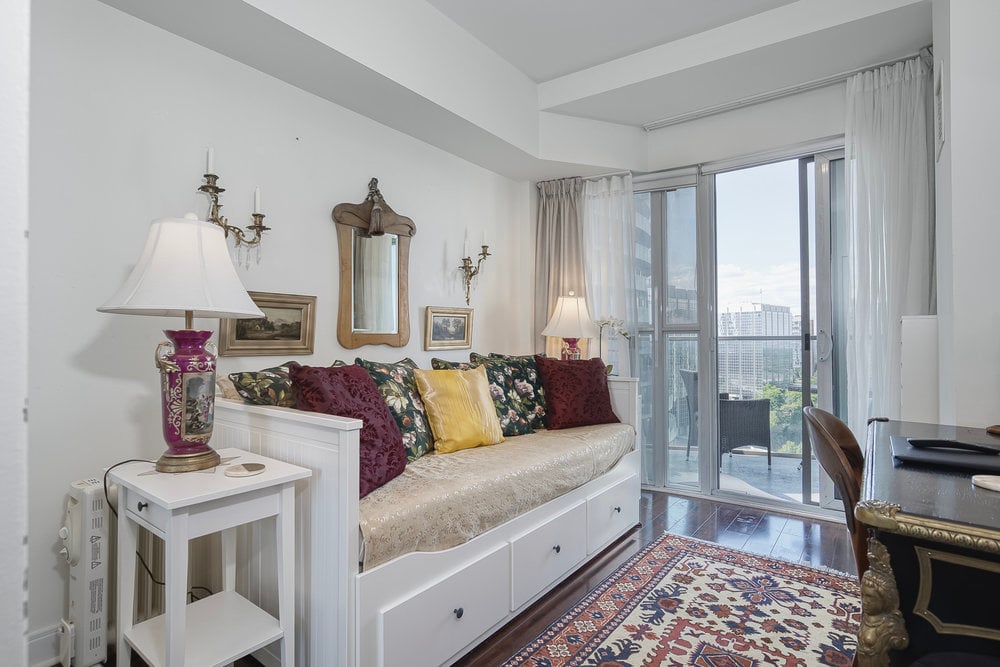 60 Absolute Avenue 1507