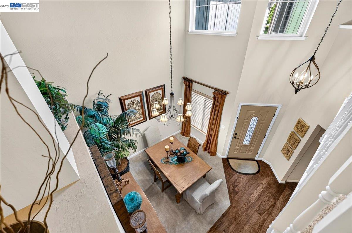 525 Silver Oak Ln