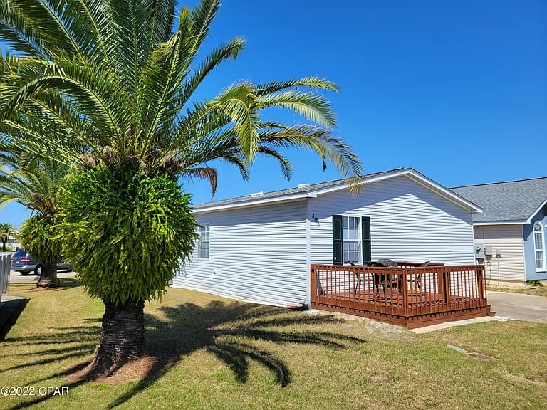 203 Seahorse Way