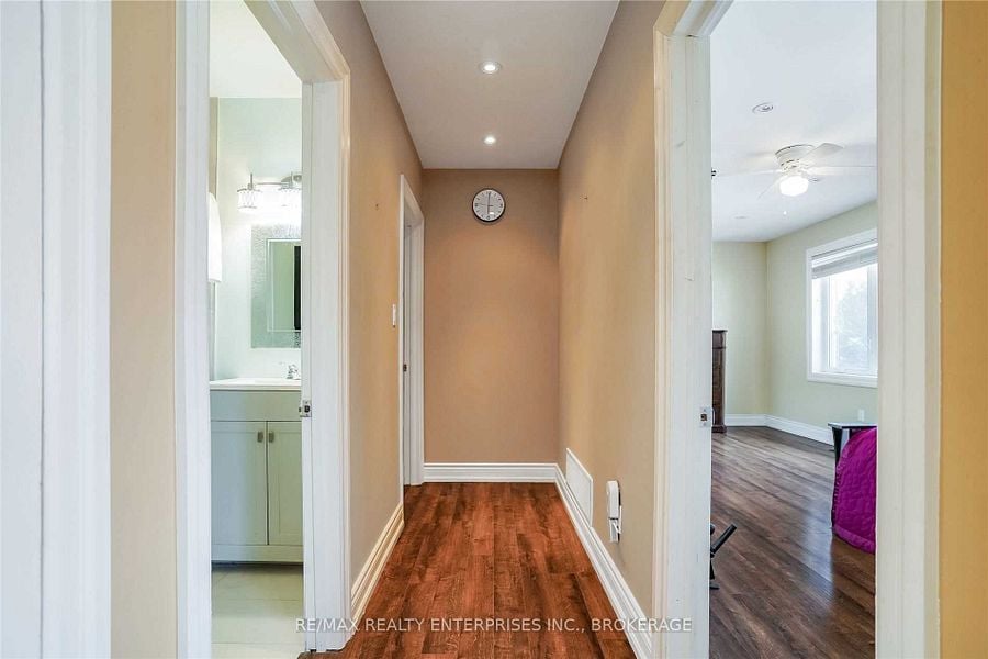 1810 South Sheridan Way Unit: Upper