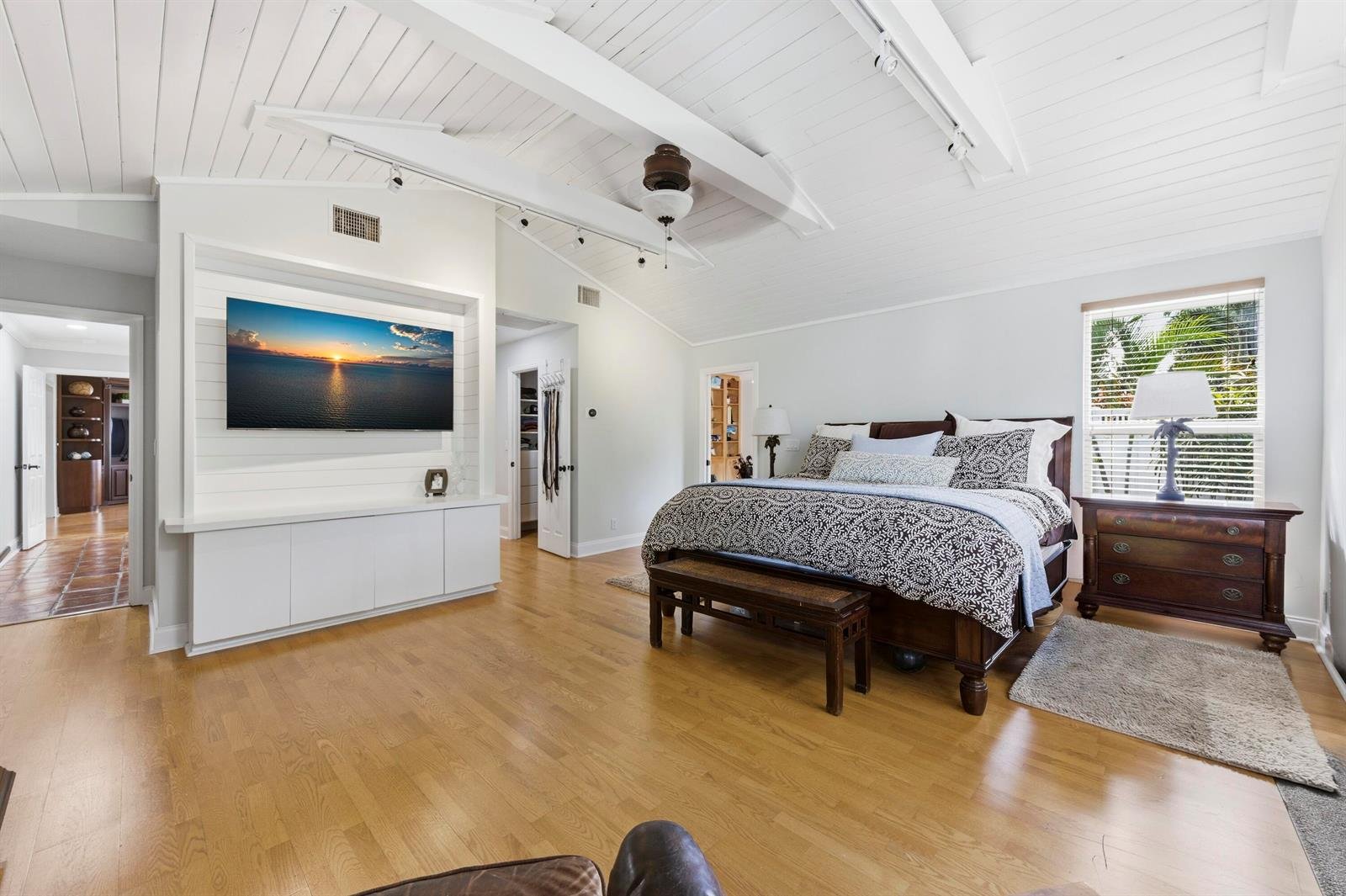 649 Anchorage Drive
