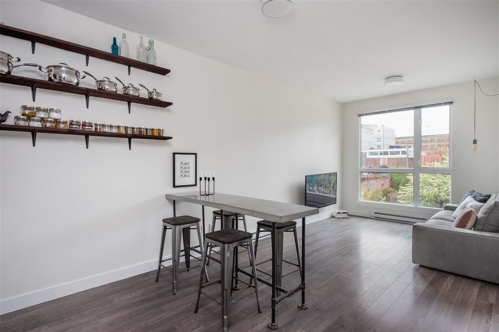 138 E Hastings St, #201