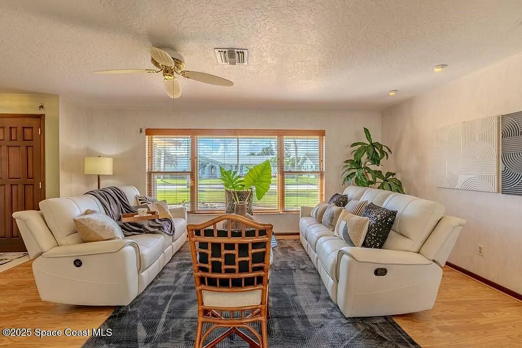140 Satellite Ave