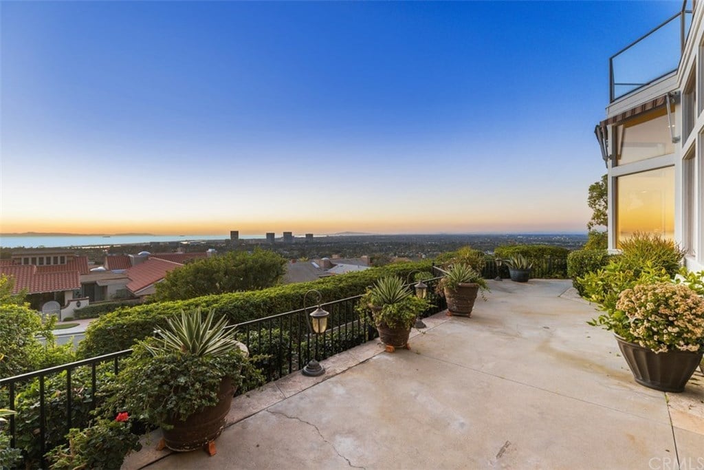 15 Harbor Ridge Dr