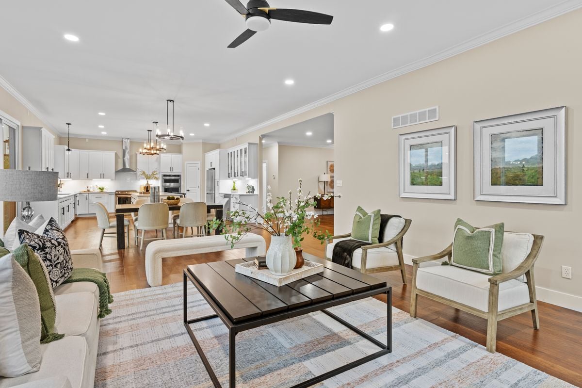 Completed New Construction Ranch in Saint Albans Vineyards