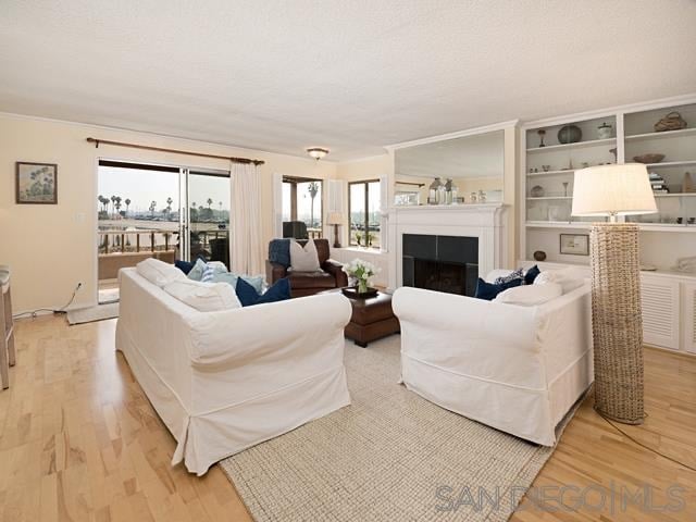 3530,3532,3534 Bayside Walk