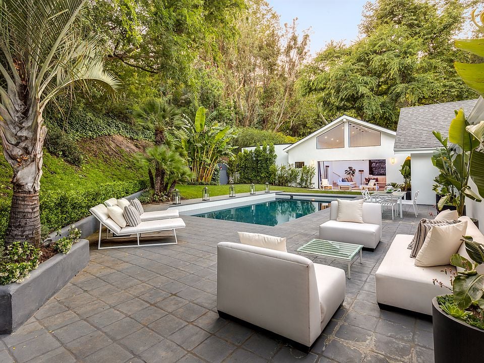 2511 Benedict Canyon Dr, Beverly Hills