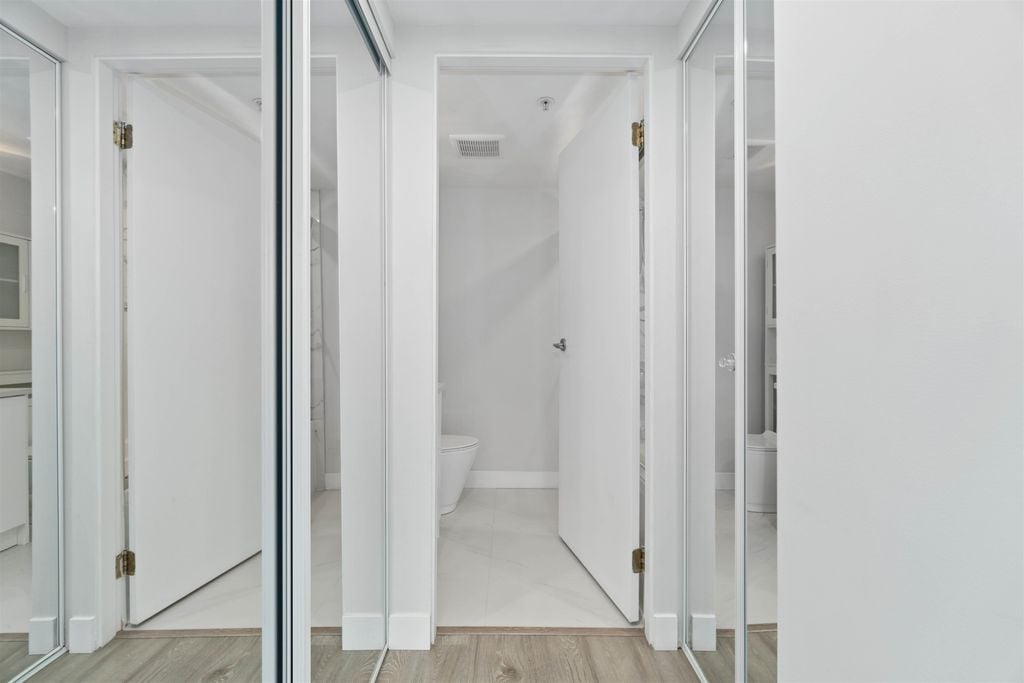907 Beach Ave, #602