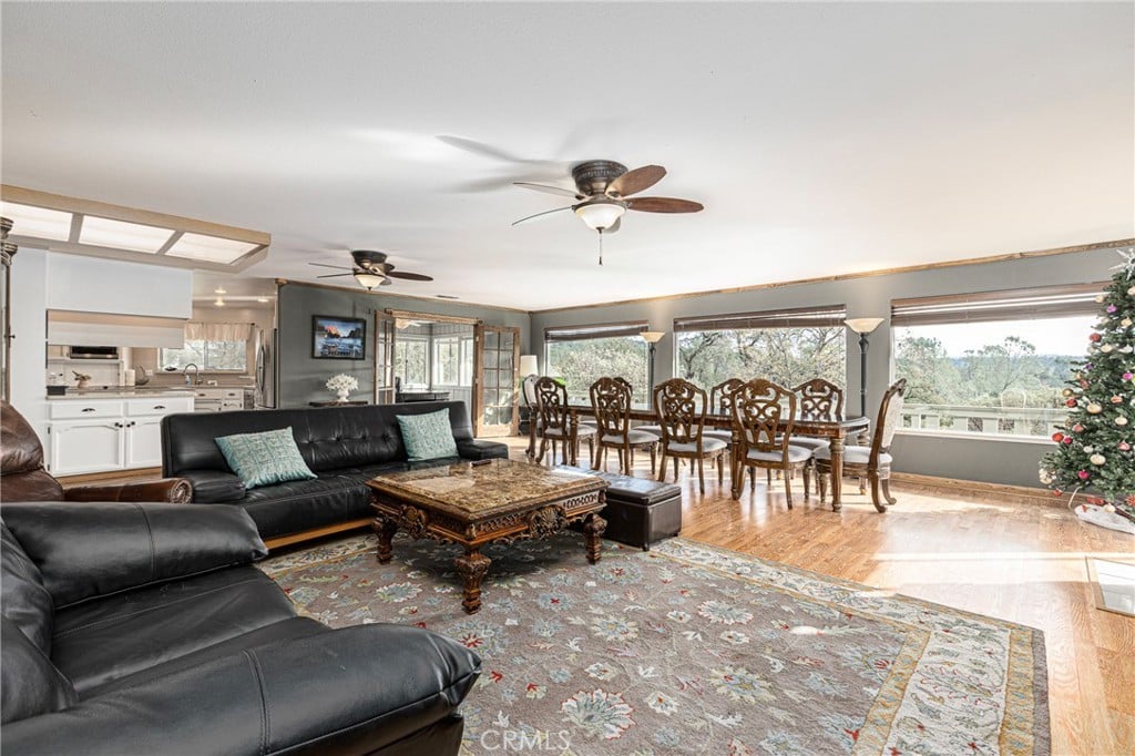 45943 Black Oak Rd