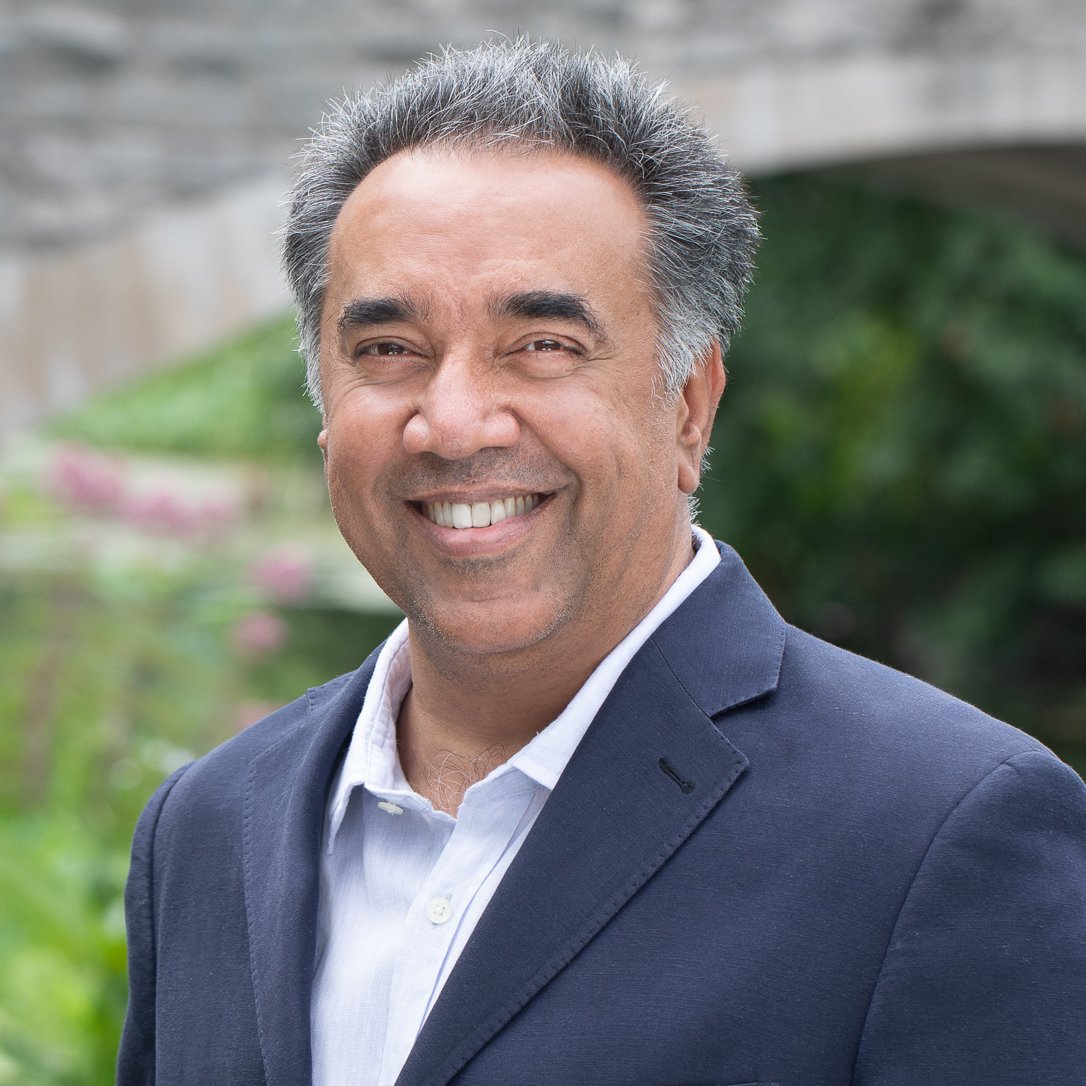 Vikram Vasisht Montclair, NJ Real Estate Agent Headshot