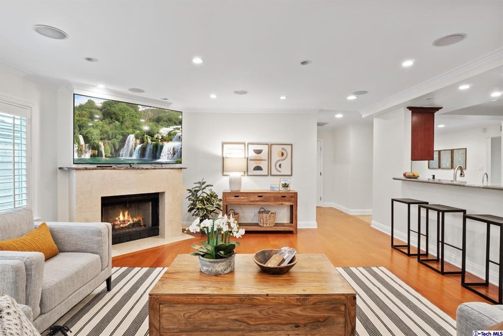 542 Alta Pine Dr