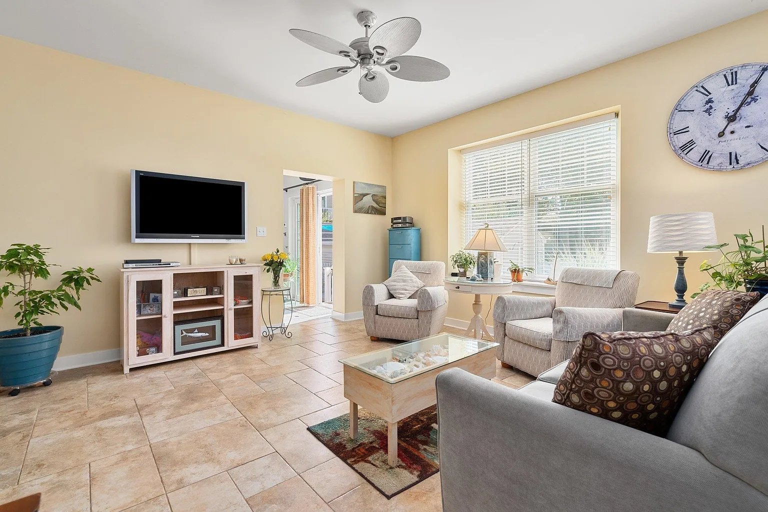 994 Ocean Blvd