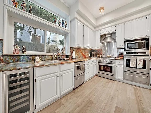 34102 Crystal Lantern St
